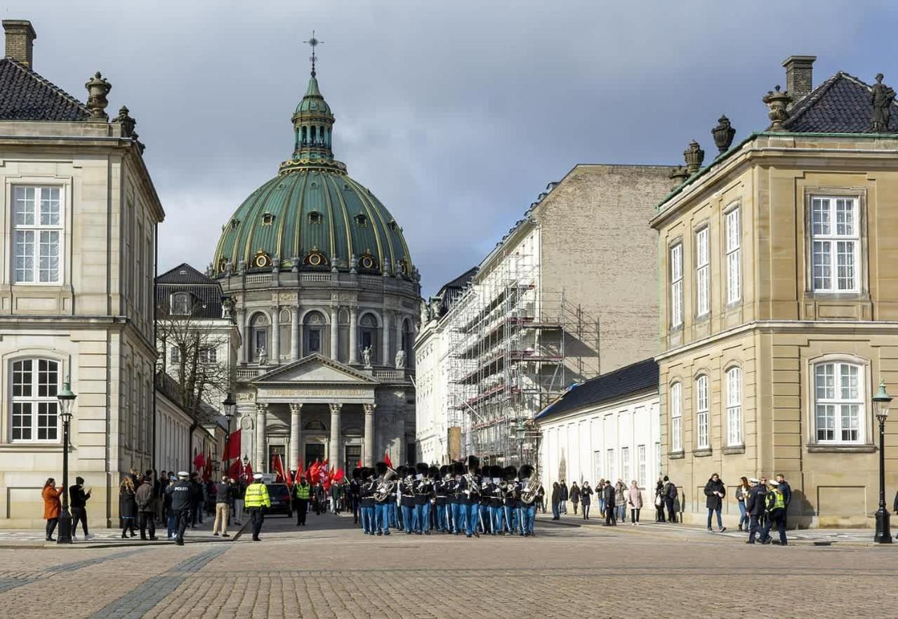 Location - By Tivoli Nyhavn & Metro Lejlighed